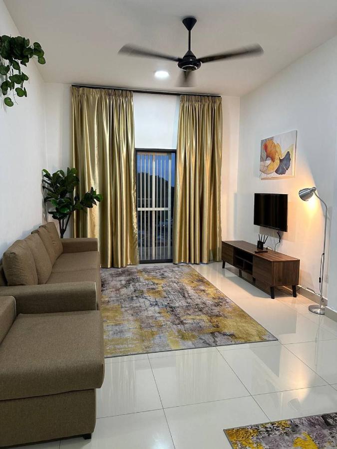 Inadh Suites @ Icon Residence With Pool Kuala Terengganu Buitenkant foto
